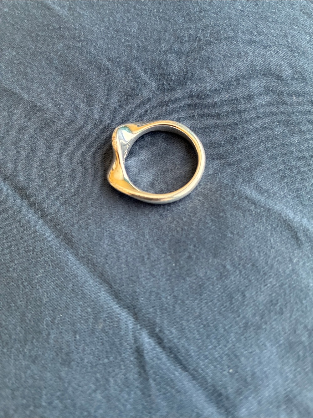 Mejuri Wave Ring (original design) in Sterling Silver, Size 8 - Picture 3 of 5